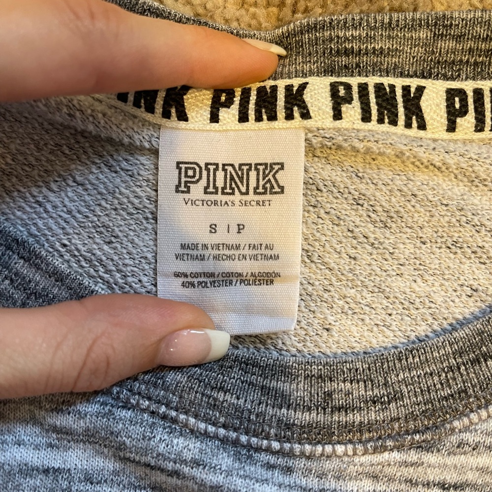 PINK Sweatshirt (S/M) - Picture 5 of 5